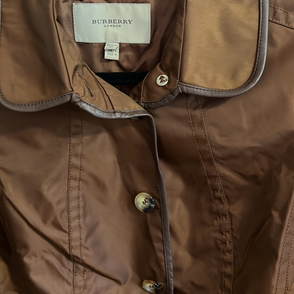 Authentic Burberry Jacket Size 6 - image 5